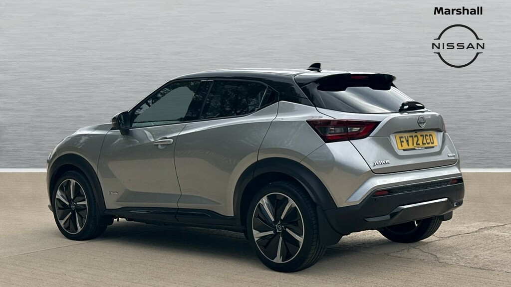 Nissan Juke Juke 1.6 Hybrid Tekna Silver #2
