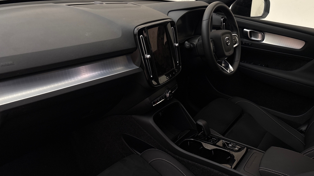 Volvo XC40 Xc40 2.0 B4p Plus Dark Black #6
