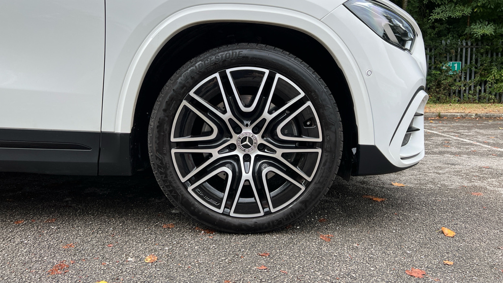 Mercedes-Benz GLA Class Gla 220D 4Matic Amg Line Premium KM75VXS White #5
