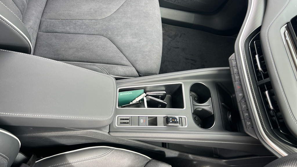 Skoda Elroq Skoda Elroq Estate 150Kw 60 Sportline 63Kwh Au White #69