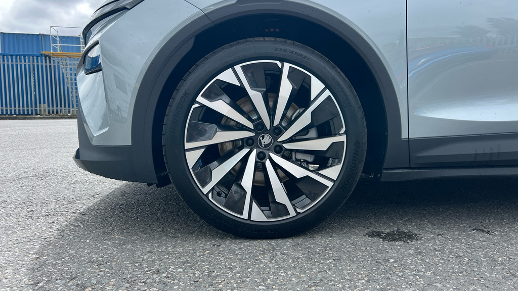 Skoda Elroq Skoda Elroq Estate 150Kw 60 Sportline 63Kwh Au White #19