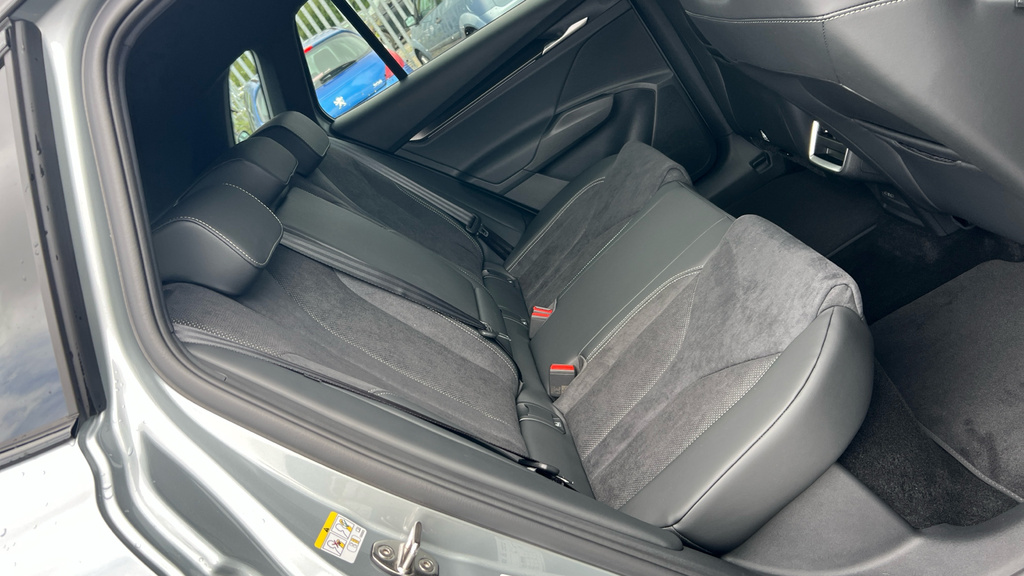 Skoda Elroq Skoda Elroq Estate 150Kw 60 Sportline 63Kwh Au White #15