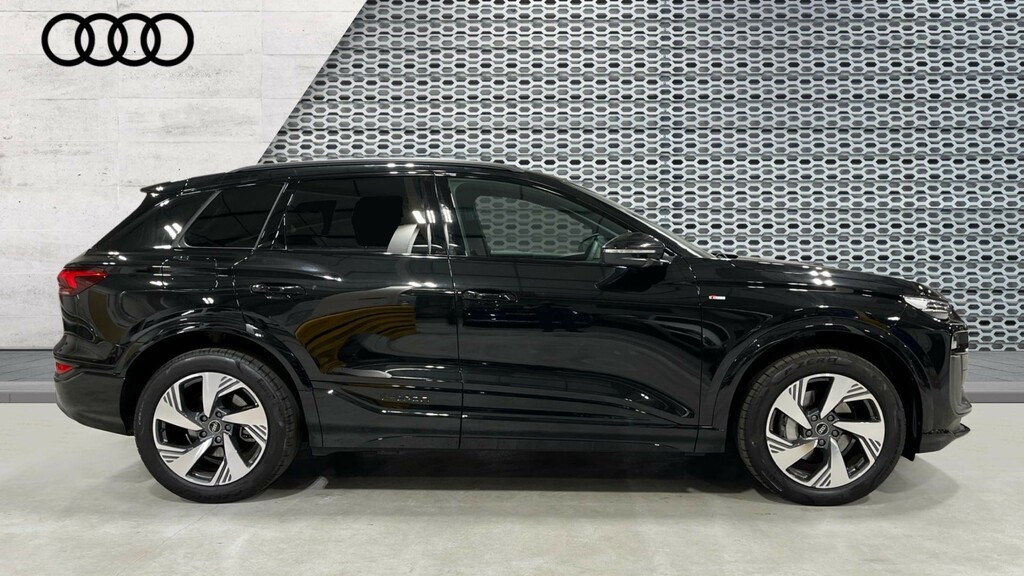 Audi Q6 E-Tron Q6 225Kw Performance 100Kwh S Line KS75YCF Black #4