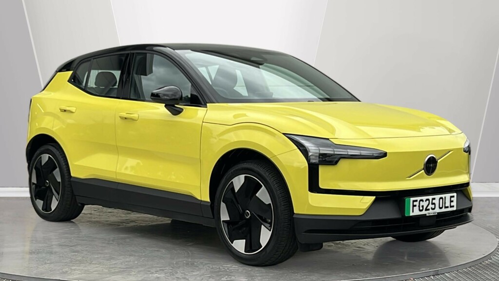 Volvo EX30 Ex30 200Kw Sm Extended Range Plus 69Kwh Yellow