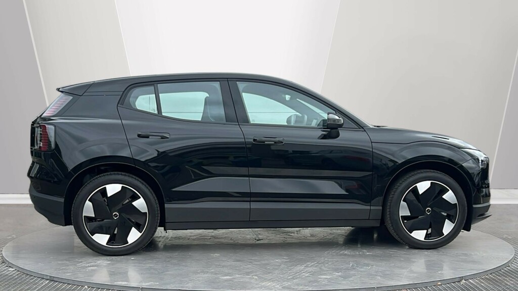 Volvo EX30 Ex30 200Kw Sm Extended Range Plus 69Kwh E FH26TXA Black #3