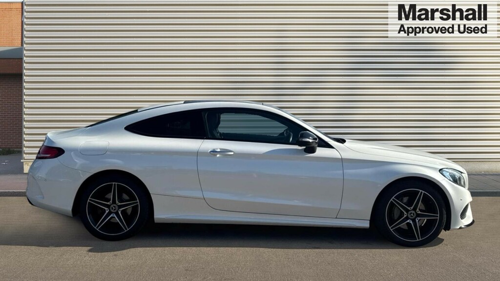 Mercedes-Benz C Class C Class C200 Amg Line Premium 9G-tronic White #2
