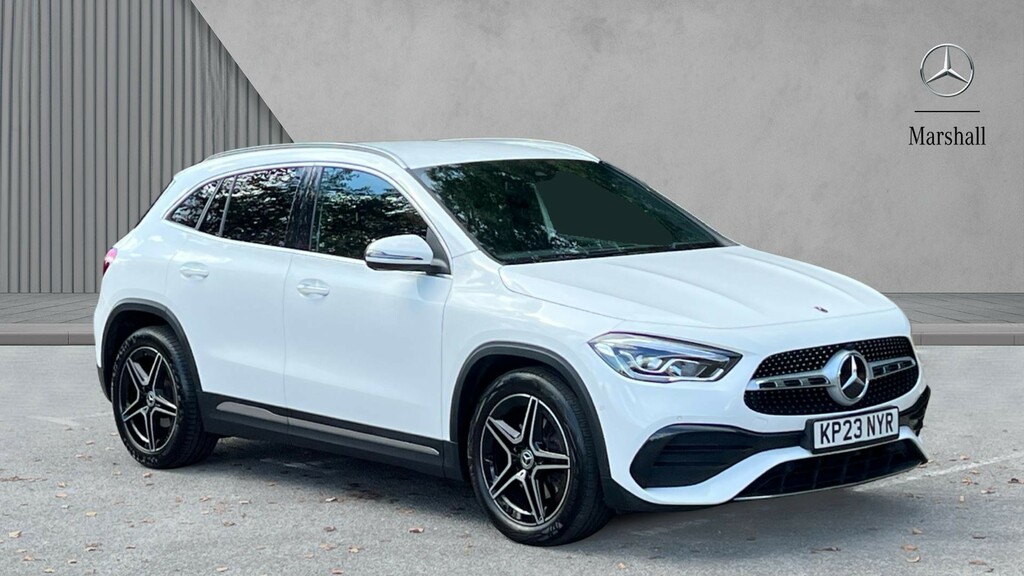 Mercedes-Benz GLA Class Gla 200 Amg Line Premium White