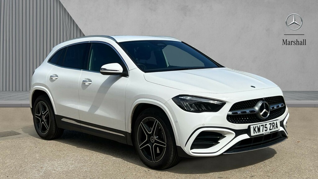 Mercedes-Benz GLA Class Gla 220D 4Matic Amg Line Executive White