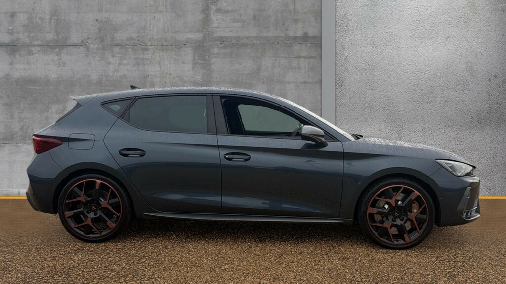 Cupra Leon Leon 1.5 Ehybrid 272 Vz3 Dsg Grey #4