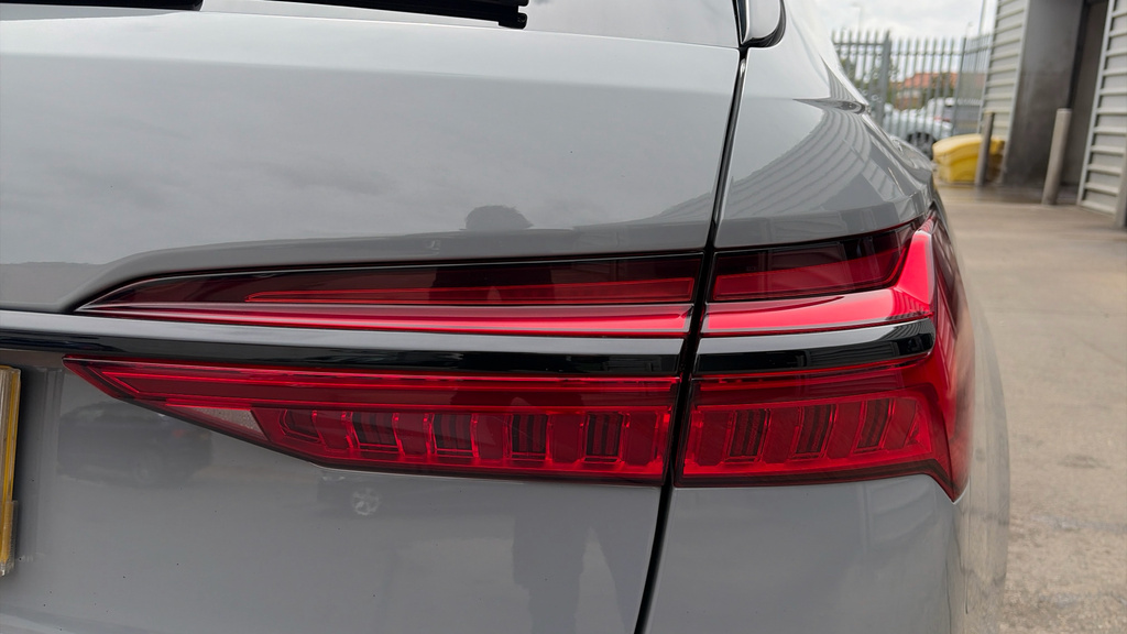 Audi RS6 Black #33