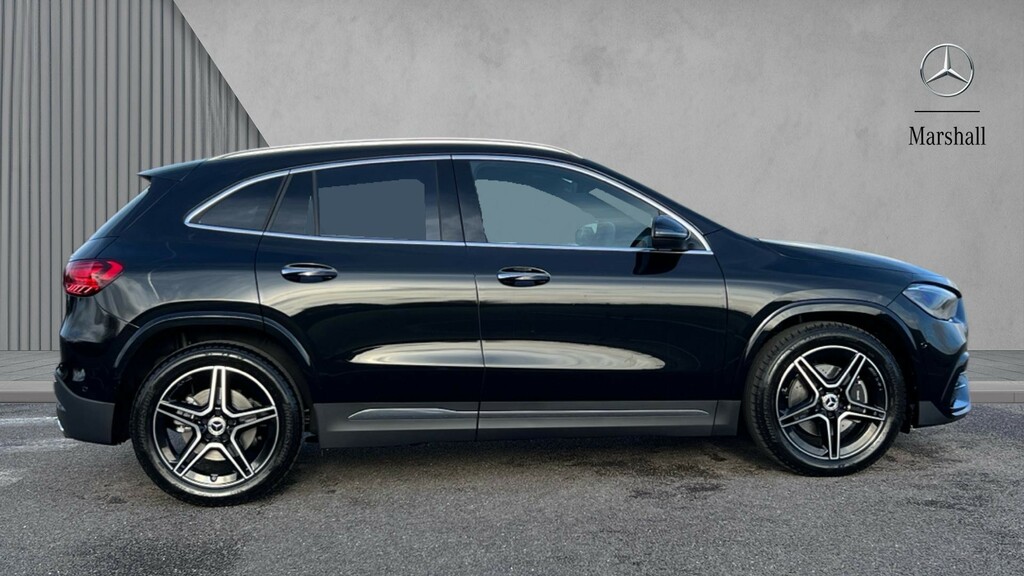 Mercedes-Benz GLA Class Gla 220D 4Matic Amg Line Executive KW75ZMU Black #4