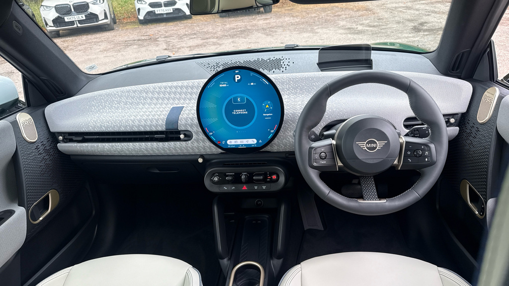 Mini Hatch Cooper 135Kw E Exclusive 41Kwh YK75JSL Green #4