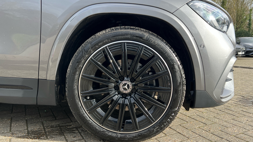 Mercedes-Benz GLA Class Gla 200 Amg Line Premium Plus KW75XFY Grey #5