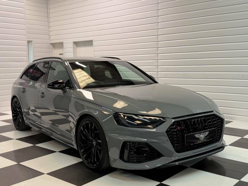Audi RS4 Rs 4 Tfsi Quattro Carbon Black Tiptronic Grey