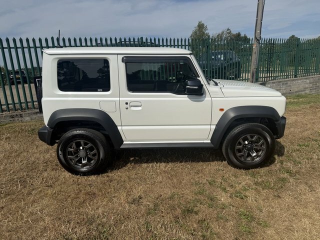 Suzuki Jimny Jimny 1.5 4X4 White #6