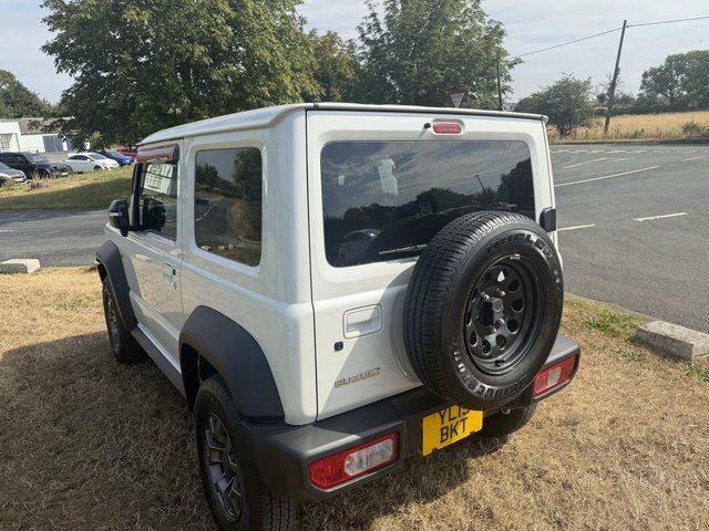 Suzuki Jimny Jimny 1.5 4X4 White #4