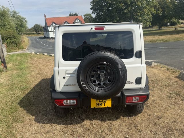 Suzuki Jimny Jimny 1.5 4X4 White #5