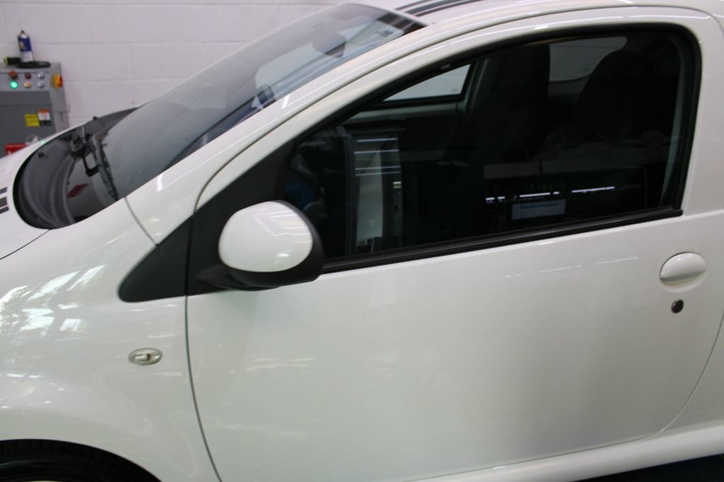 Toyota Aygo 1.0 Vvt-i Go 67 Bhp White #32