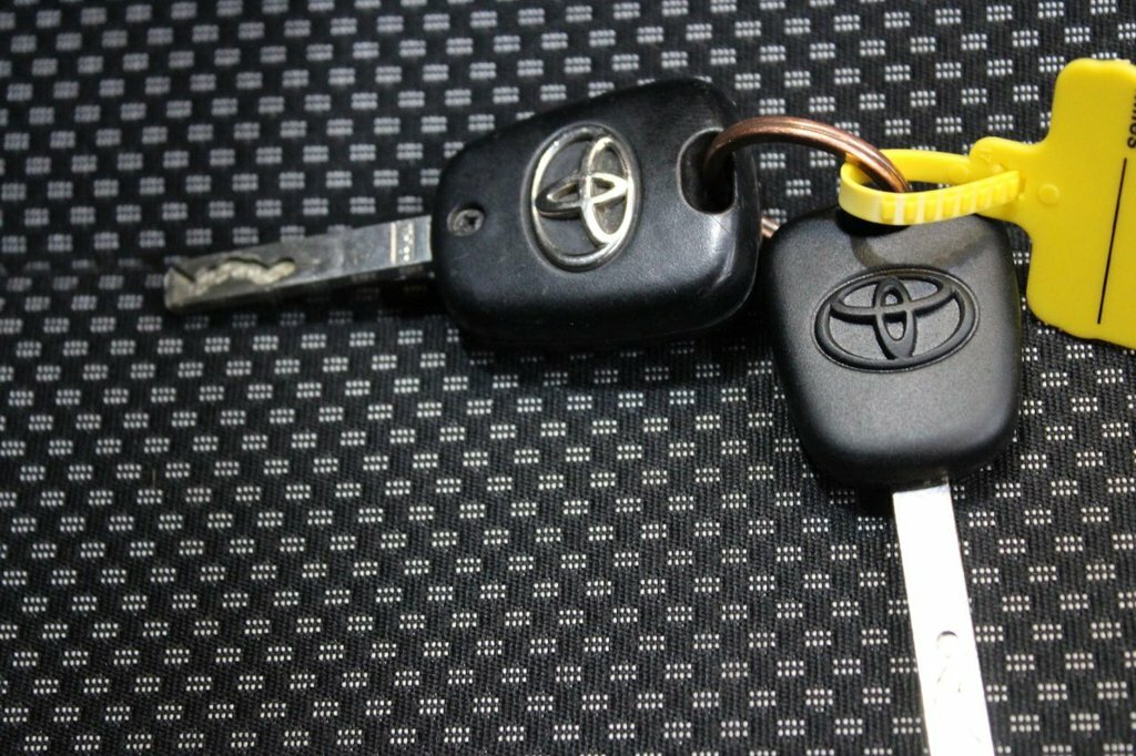 Toyota Aygo 1.0 Vvt-i Go 67 Bhp White #21
