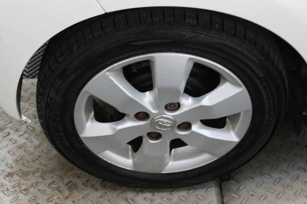 Toyota Aygo 1.0 Vvt-i Go 67 Bhp White #8