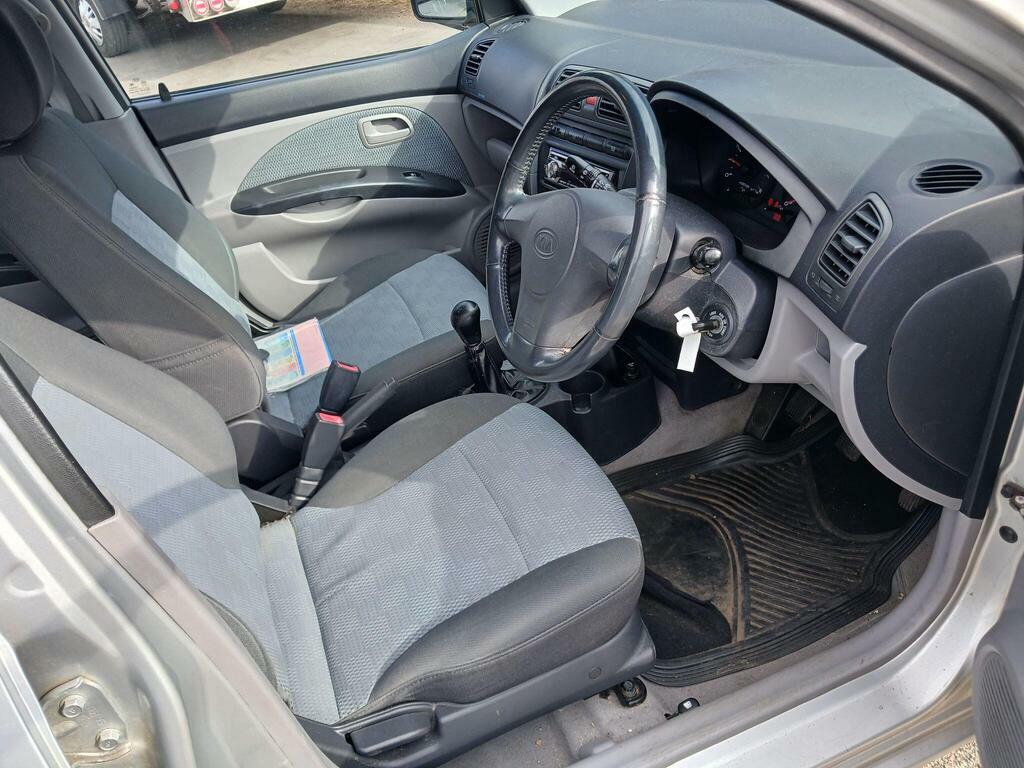 Kia Picanto 1.1 LX Silver #6