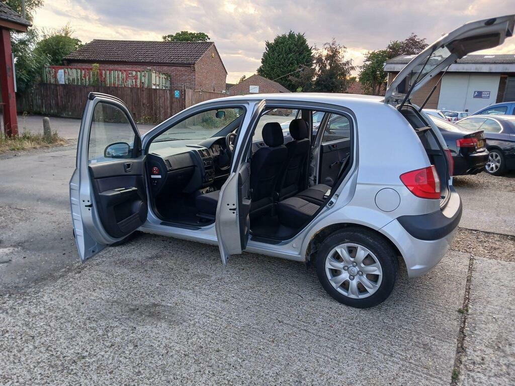 Hyundai Getz 1.4 Cdx Hatchback 141 Gkm, 95 Red #37