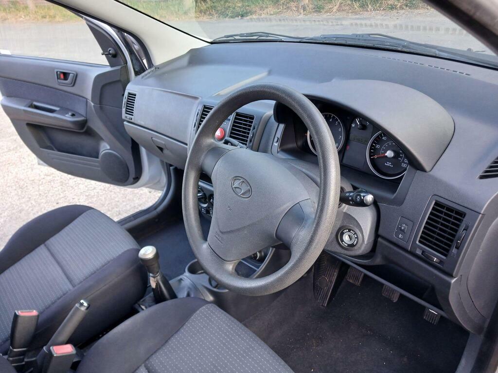 Hyundai Getz 1.4 Cdx Hatchback 141 Gkm, 95 Red #29