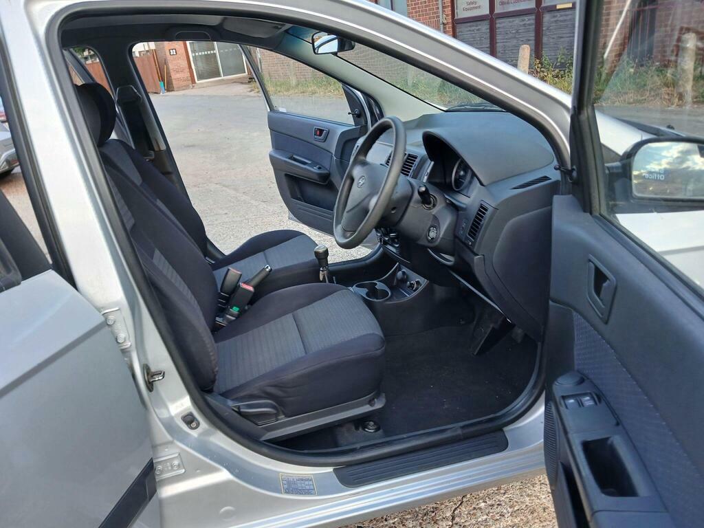 Hyundai Getz 1.4 Cdx Hatchback 141 Gkm, 95 Red #31