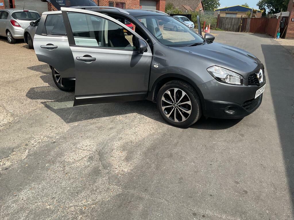 Nissan Qashqai Hatchback Dci Black #44