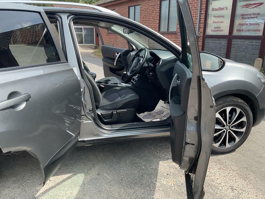 Nissan Qashqai Hatchback Dci Black #49