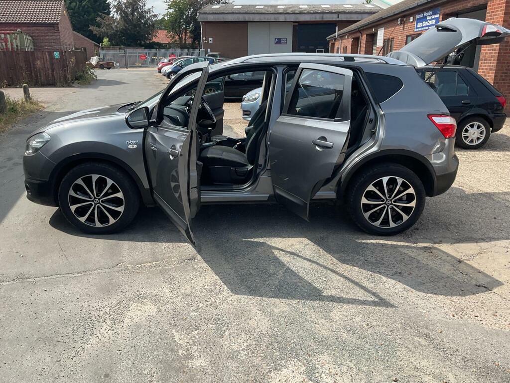 Nissan Qashqai Hatchback Dci Black #42