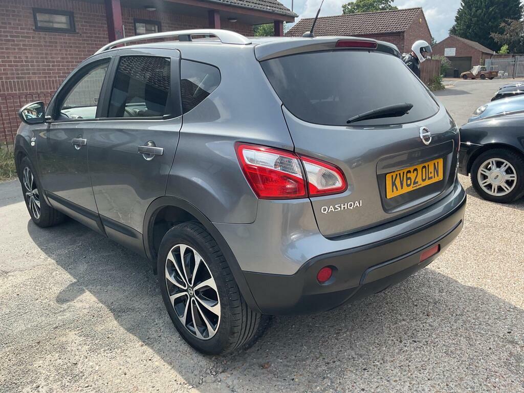 Nissan Qashqai Hatchback Dci Black #13