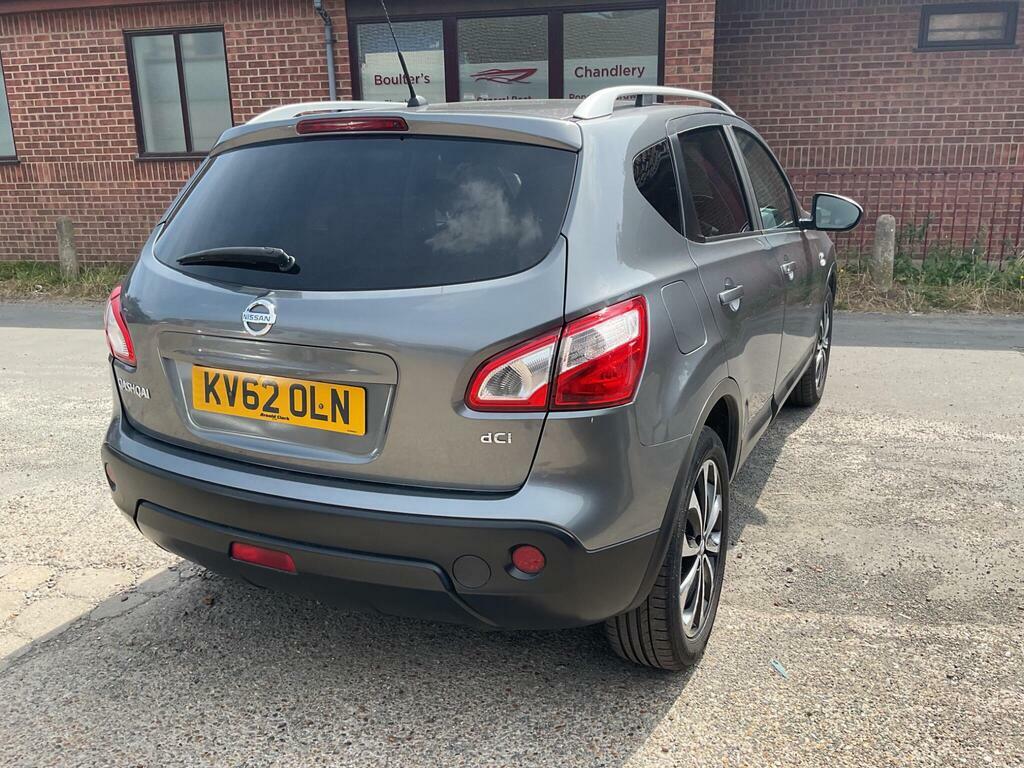 Nissan Qashqai Hatchback Dci Black #5