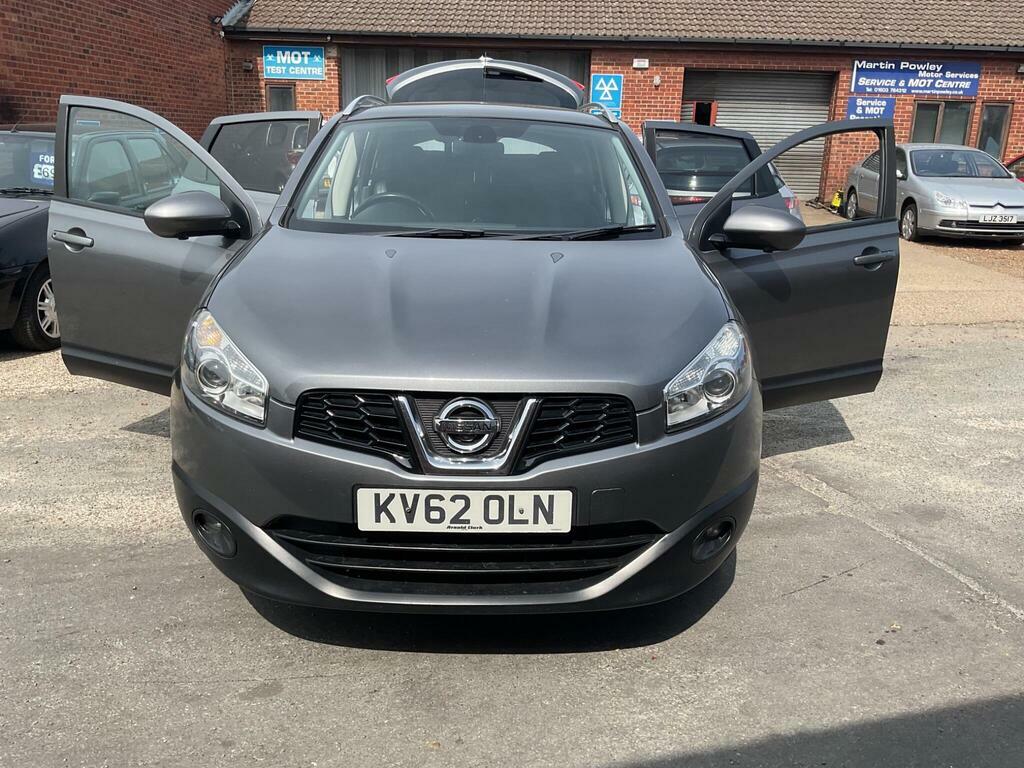 Nissan Qashqai Hatchback Dci Black #38