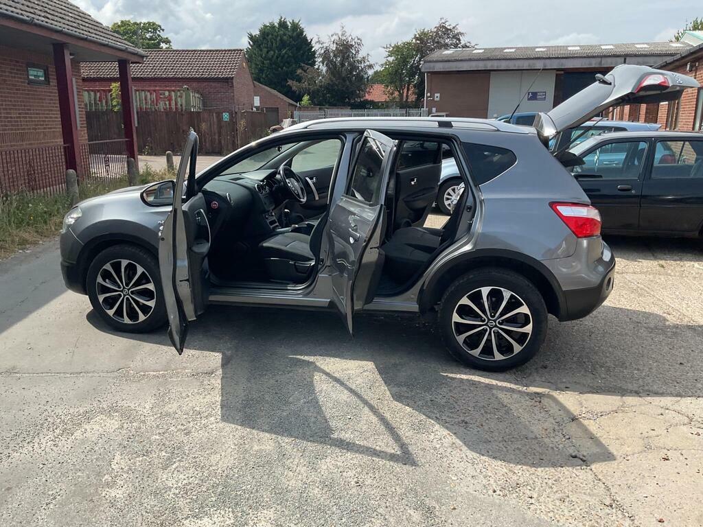 Nissan Qashqai Hatchback Dci Black #33
