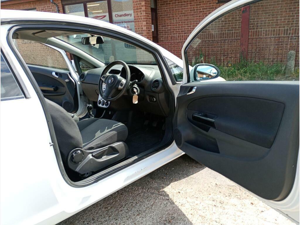 Vauxhall Corsa 1.2I 16V Energy Ac Silver #19