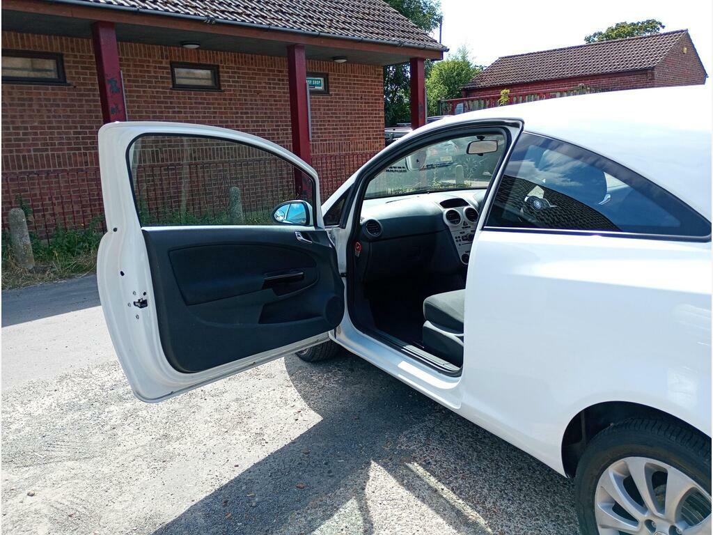 Vauxhall Corsa 1.2I 16V Energy Ac Silver #24