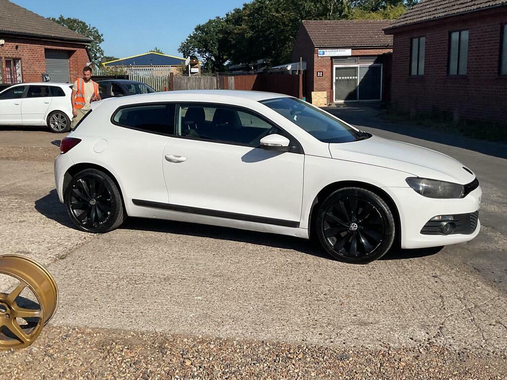 Volkswagen Scirocco 1.4 Tsi Euro 5 White #2