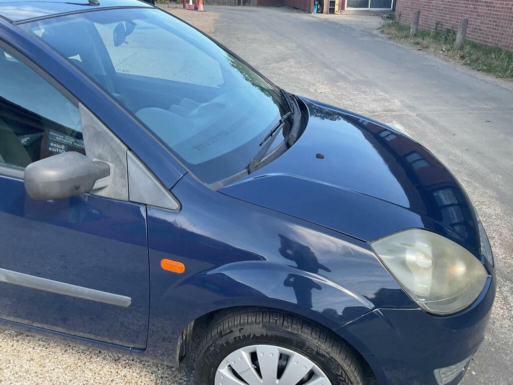 Ford Fiesta 1.4 Ghia Hatchback 147 G Km 79 Silver #27