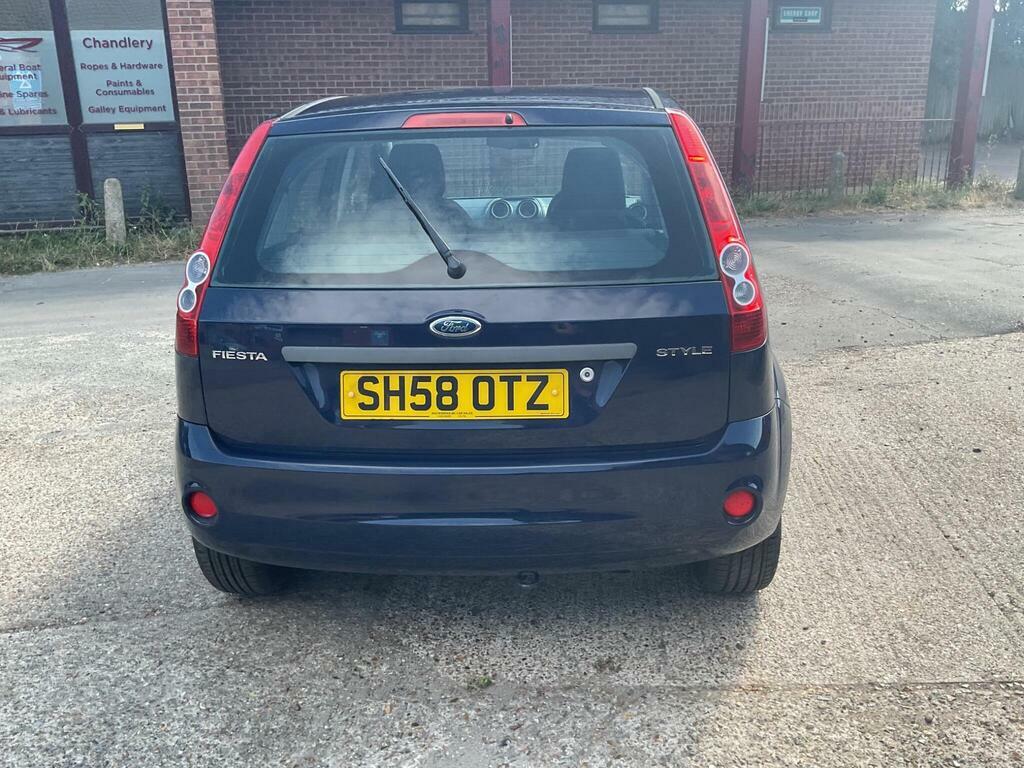 Ford Fiesta 1.4 Ghia Hatchback 147 G Km 79 Silver #7