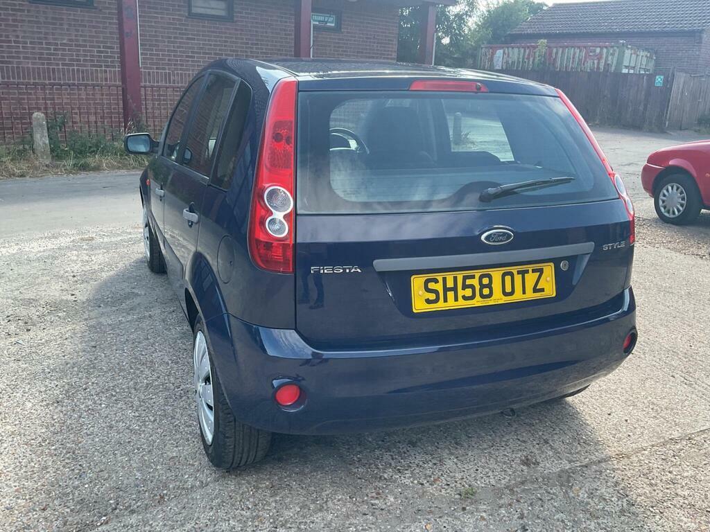 Ford Fiesta 1.4 Ghia Hatchback 147 G Km 79 Silver #6