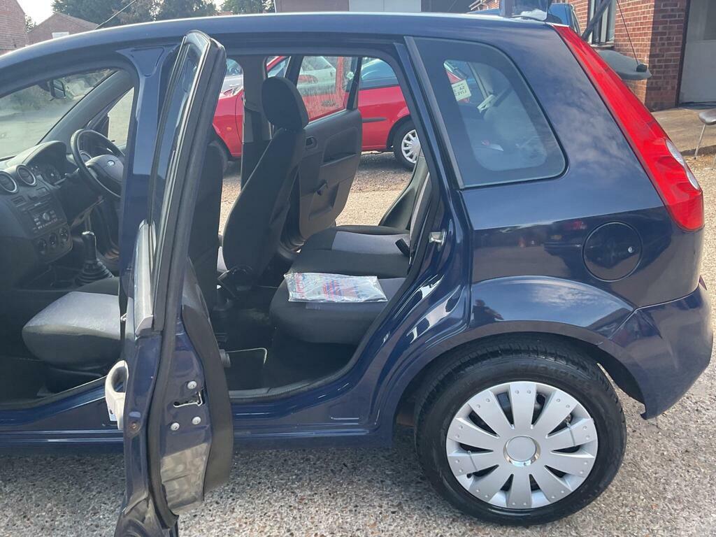 Ford Fiesta 1.4 Ghia Hatchback 147 G Km 79 Silver #54