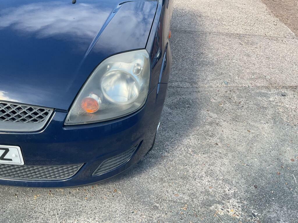 Ford Fiesta 1.4 Ghia Hatchback 147 G Km 79 Silver #22