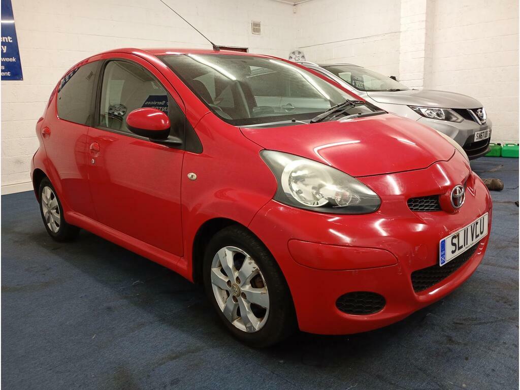 Toyota Aygo 1.0 Vvt-i Go Euro 5 Red #5