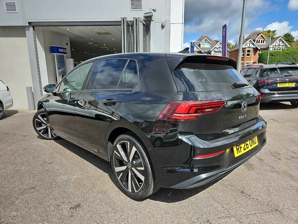 Volkswagen Golf 1.5 Tsi 150 Match RF26ONU Black #3
