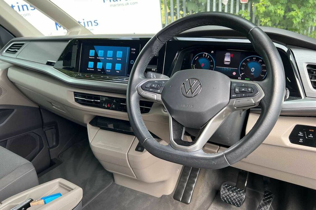 Volkswagen Multivan Life Standard 218 Ps 1.4 Ehybrid 6-Speed Dsg Rear Grey #6
