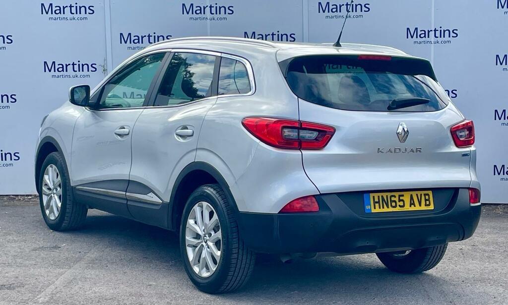 Renault Kadjar 1.6 Signature Nav Dci 130 Bhp - Free Delivery Red #5