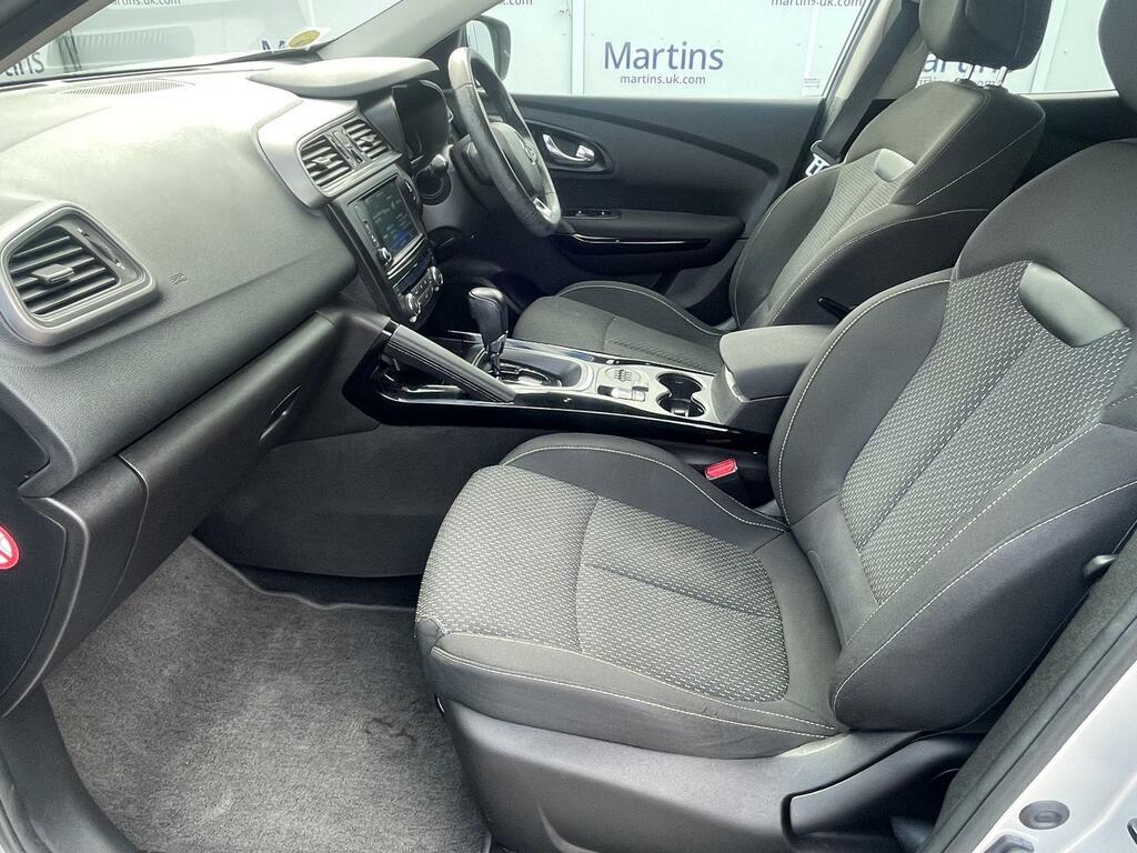 Renault Kadjar 1.6 Signature Nav Dci 130 Bhp - Free Delivery Red #23