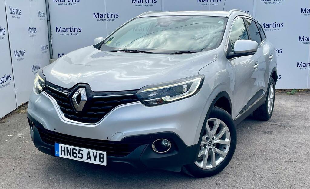 Renault Kadjar 1.6 Signature Nav Dci 130 Bhp - Free Delivery Red #4