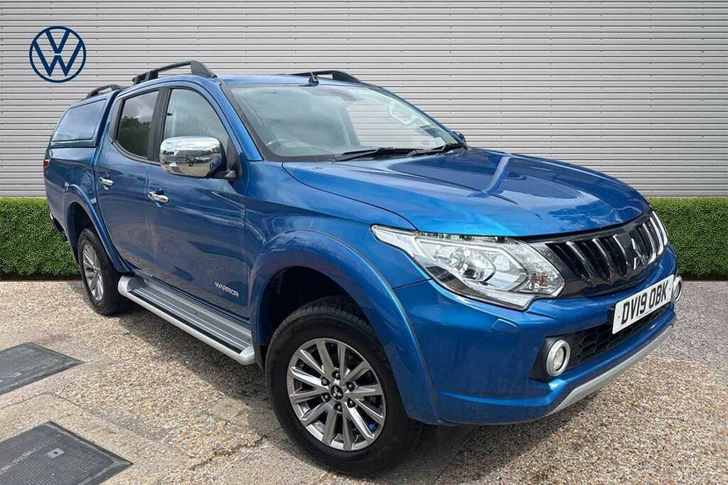 Mitsubishi L200 Double Cab Di-d 178 Warrior 4Wd Truckman Canopy Blue